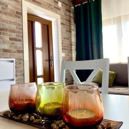 Studio Apartman Luka Stari Grad Kültér fotó
