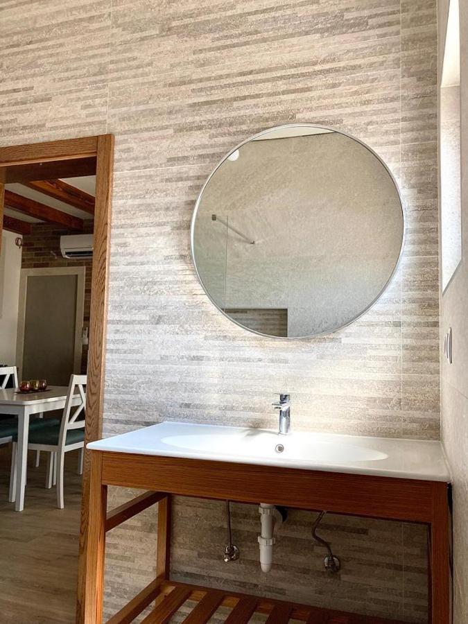 Studio Apartman Luka Stari Grad Kültér fotó